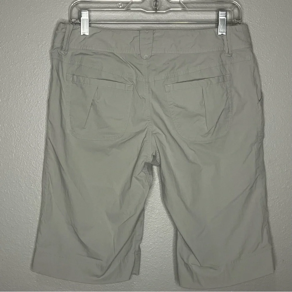 Arc’teryx‎ Outdoor Shorts Women 8 Gray Nylon Bermuda Chino Hiking Stretch Logo